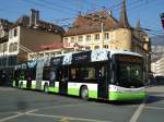 (143'284) - transN, La Chaux-de-Fonds - Nr. 143 - Hess/Hess Gelenktrolleybus (ex TN Neuchtel Nr. 143) am 19. Februar 2013 in Neuchtel, Place Pury