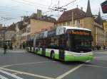 (148'000) - transN, La Chaux-de-Fonds - Nr. 143 - Hess/Hess Gelenktrolleybus (ex TN Neuchtel Nr. 143) am 8. November 2013 in Neuchtel, Place Pury