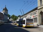 (161'752) - VBSH Schaffhausen - Nr. 103 - Hess/Hess Gelenktrolleybus am 6. Juni 2015 beim Bahnhof Schaffhausen