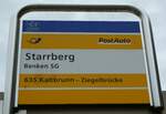 (241'628) - PostAuto-Haltestellenschild - Benken SG, Starrberg - am 20. Oktober 2022