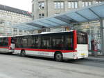 (229'104) - St. Gallerbus, St. Gallen - Nr. 302/SG 415'302 - Hess Personenanhnger am 13. Oktober 2021 beim Bahnhof St. Gallen