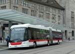 (248'407) - St. Gallerbus, St. Gallen - Nr. 108/SG 467'108 - Hess/Hess Gelenktrolleybus am 13. April 2023 beim Bahnhof St. Gallen
