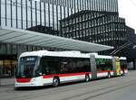 (248'413) - St. Gallerbus, St. Gallen - Nr. 139 - Hess/Hess Doppelgelenktrolleybus am 13. April 2023 beim Bahnhof St. Gallen