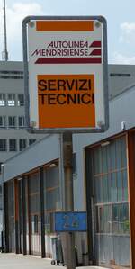 (236'328) - Ehemaliges Schild bei der ehemaligen Garage der AMSA - SERVIZI TECNICI - am 26.