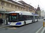 (143'412) - TL Lausanne - Nr. 853 - Hess/Hess Gelenktrolleybus am 22. Februar 2013 beim Bahnhof Lausanne