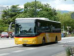 Iveco/779273/236972---carpostal-ouest---vd (236'972) - CarPostal Ouest - VD 604'351 - Iveco am 6. Juni 2022 beim Bahnhof Yverdon