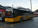(231'696) - PostAuto Wallis - VS 516'247 - Iveco am 2. Januar 2022 beim Bahnhof Brig