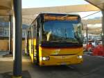 (136'865) - PostAuto Wallis - Nr. 15/VS 365'405 - Irisbus am 22. November 2011 beim Bahnhof Sion