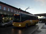 (187'259) - PostAuto Wallis - Nr. 12/VS 106'000 - Irisbus (ex Theytaz, Sion) am 23. Dezember 2017 beim Bahnhof Sion