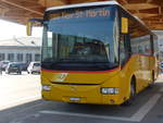 Sion/635712/198291---postauto-wallis---nr (198'291) - PostAuto Wallis - Nr. 22/VS 365'403 - Irisbus am 14. Oktober 2018 beim Bahnhof Sion