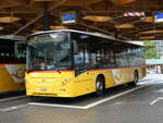 (240'482) - Lathion, Sion - Nr. 1/VS 12'894 - Volvo am 2. Oktober 2022 beim Bahnhof Sion