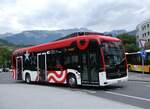 (276'328) - PostAuto Wallis - VS 574'962/PID 12'155 - eMercedes am 6. Juni 2025 beim Bahnhof Sion
