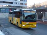 Visp/431594/158220---bus-trans-visp---vs (158'220) - BUS-trans, Visp - VS 372'637 - Irisbus am 4. Januar 2015 beim Bahnhof Visp