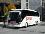 welti-furrer-bassersdorf-zuerich/794014/241982---welti-furrer-bassersdorf---nr (241'982) - Welti-Furrer, Bassersdorf - Nr. 27/ZH 5027 - Setra am 30. Oktober 2022 beim Bahnhof Visp