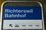(235'167) - ZVV-Haltestellenschild - Richterswil, Bahnhof - am 4.