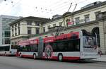 (280'801) - SW Winterthur - Nr. 138 - Hess/Hess Gelenktrolleybus am 27. September 2025 beim Hauptbahnhof Winterthur