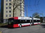 (273'518) - SW Winterthur - Nr. 122 - Hess/Hess Gelenktrolleybus am 2. April 2025 in Winterthur, Wülflingen
