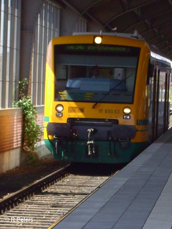 VT650.63 steht in Frankfurt/Oder mit der OE36 Bln. Sch�neweide bereit. 12.06.06